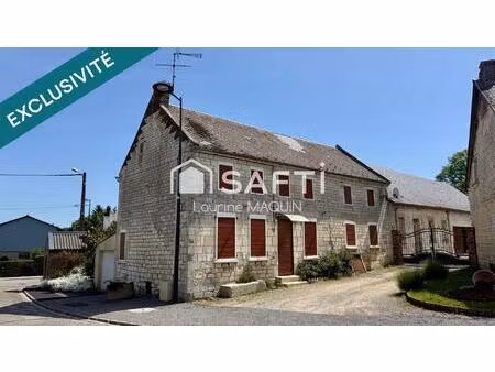 maison en pierre de commodité de plain pied