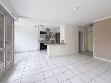 vente appartement 2 pièces à angers saint-serge (49000) : à vendre 2 pièces / 50m² angers 