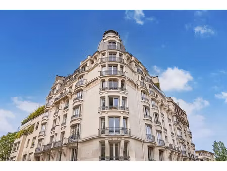 location appartement 5 pièces 124.54 m² à neuilly-sur-seine (92200)  4 350 €