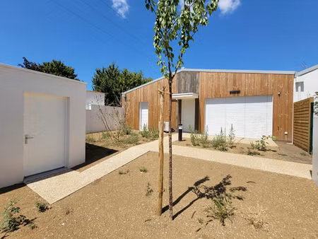 vente maison 4 pièces  92.70m²  périgny