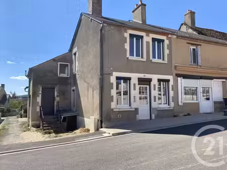 maison à vendre - 4 pièces - 80 m2 - sens beaujeu - 18 - centre