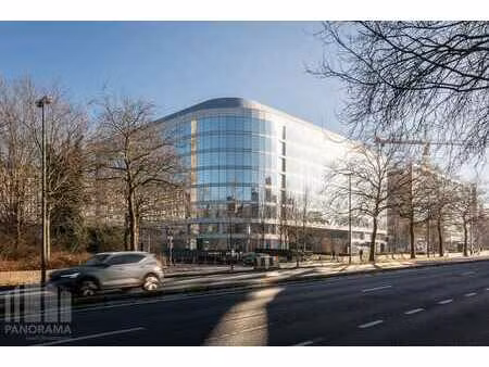 bureaux prêts à l’emploi et de haute qualité de 599 m²