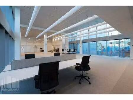 espaces de bureaux haut de gamme et durables de 1.373 m² ...