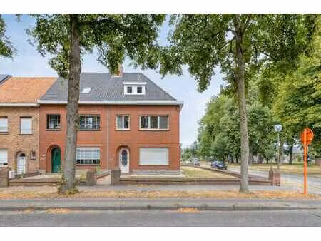 brugge: ruime woning met garage