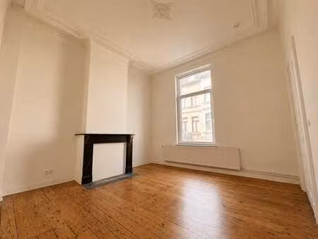 spacieuse maison (de coliving) avec 7 chambres