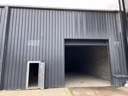 a vendre - entrepôt de 280m² - hautrage - lot 2
