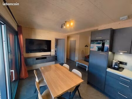 location t2 meublé neuf – 46 m² – terrasse  garage  cave et parking – villers-le-lac