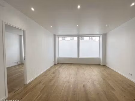local rénové 100 m² - à louer - 75011