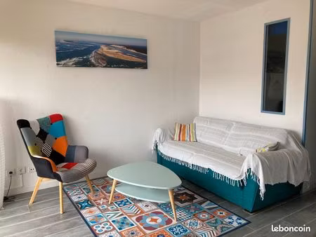 joli studio cabine de septembre 26 à juin 27