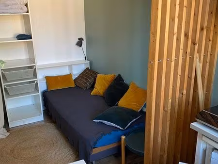 2 studios meublés à louer