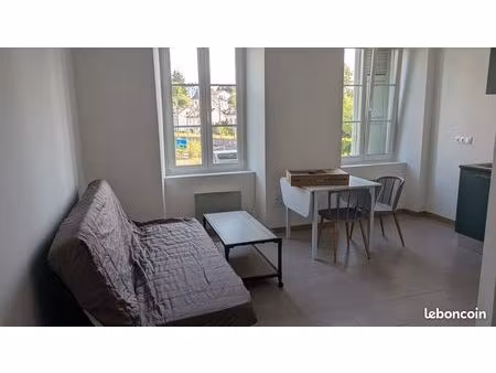studio meuble 22 m²