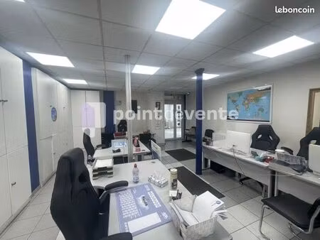 local commercial 200 m²