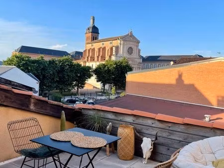 hypercentre avec terrasse tropezienne