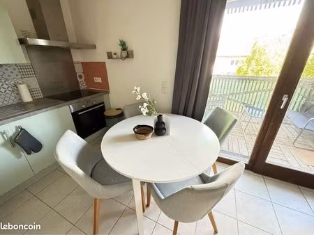 t2 48m2 proche centre ville meublé