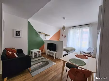 t1 bis 33.88 m² - quartier harteloire centre-ville brest