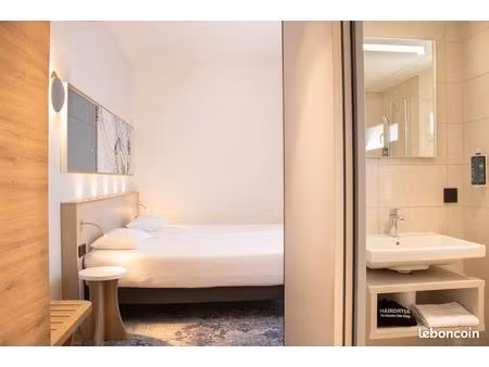 location studio/appartement meubles