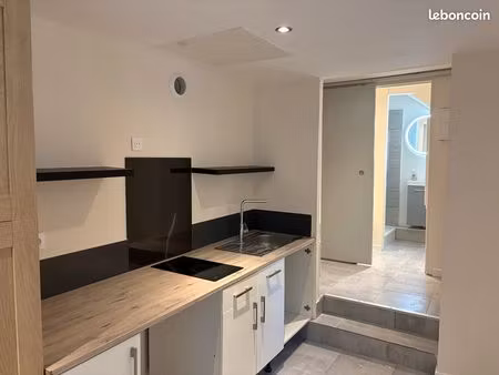 studio rénové de 22 m² – centre-ville de carpentras