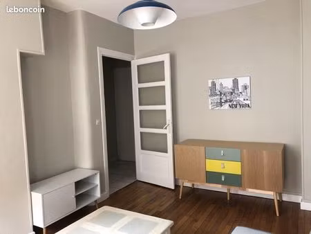 t2 meublé 42 m² – balcon – bajatière-gustave rivet