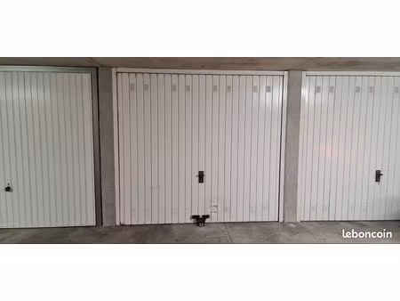 garage à louer – pont-de-chéruy – résidence sécurisée