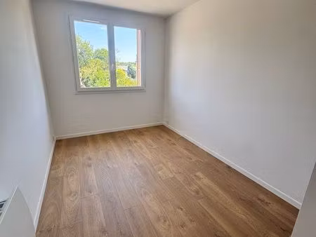 appartement t3 meublé - proche du centre ville
