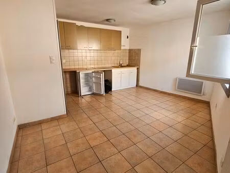 t2 35m² centre-ville lavelanet