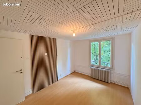 chambre 1 pièce 10 m²