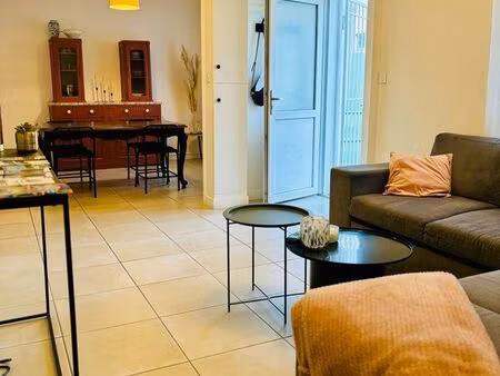 maison meublée 80 m² – bien lire l’annonce