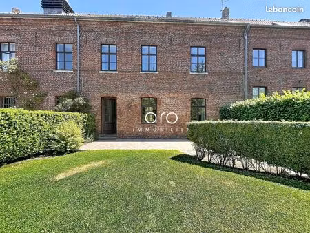 maison 8 pièces 153 m²
