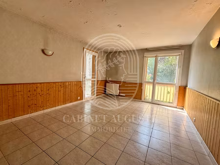 appartement t4 de 74 m2 avec parking et cave quartier kenn