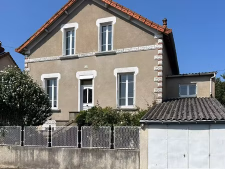 montval-sur-loir (72500) – maison de caractère t5 à vendre des années 1930 avec jardin et 