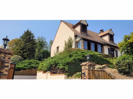 pavillon en vente sur terrain de 2 120 m2