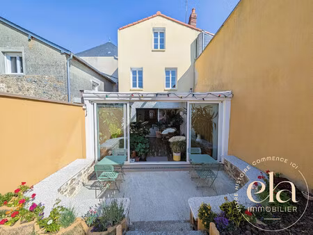 maison de ville de caractère – 183m² – avec jardin