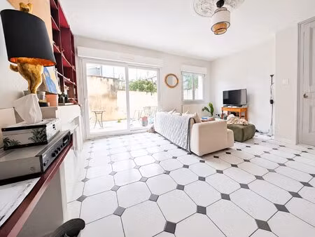 strasbourg – maison de ville lumineuse rénovée 117 m²  chem