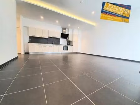 appartement à louer avec terrasse et 2 chambres   charleroi (vbe50438)