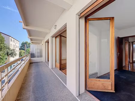 appartement avignon 5 pièce(s) 106 m2+garage +cellier
