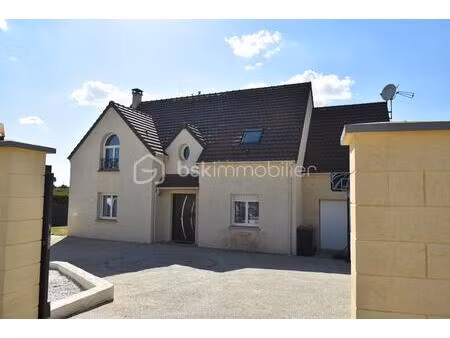 maison traditionnelle de 158 m² à auneau