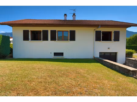 maison à vendre à marnaz : plain-pied sur 1 022 m² avec sous-
