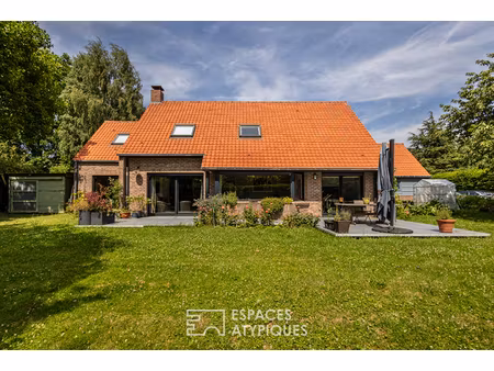 maison à réinventer dans un écrin de verdure