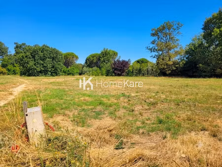 terrain a batir 1385m² dans un ecrin de verdure