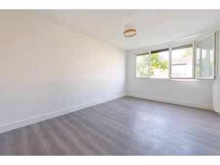 appartement de 4 pièces de 70 m² à bezons
