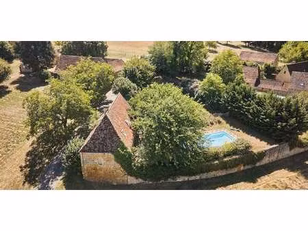 maison avec piscine et jardin tursac (24)