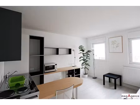 location meublée appartement 1 pièce 22 m² à nantes (44000)  600 €