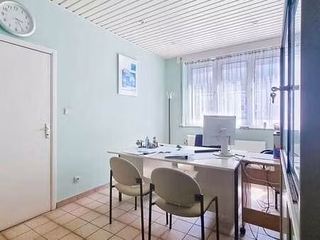 bureaux et entrepöt