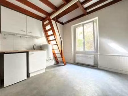 location appartement t1 à rennes centre ville (35000) : à louer t1 / 16m² rennes centre vi