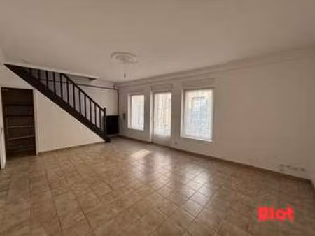 location maison à saint-aubin-du-cormier (35140) : à louer / 99m² saint-aubin-du-cormier