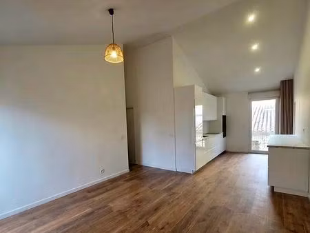 appartement rénové avec terrasse à cournonterral