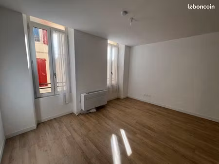 studio 1 pièce 35 m²