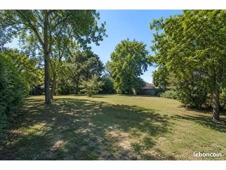 terrain 791 m² fouras