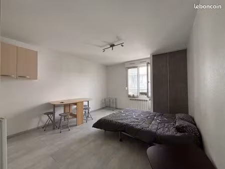 studio meublé 23m² - besançon (vaîte/palente) - parking et cave - idéal étudiant