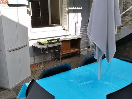 appartement meublé de 75 m2 avec terrasse – tout compris